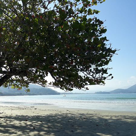 Pe Na Areia Apto 708 Ubatuba Exterior foto